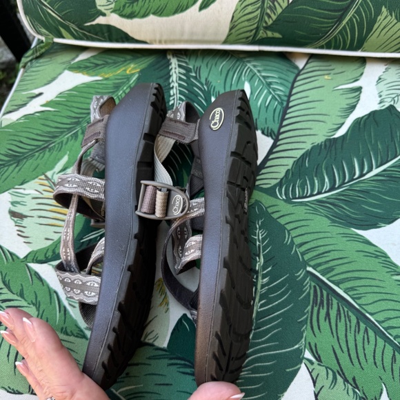 Chaco Women's Z/2 Rapid Pro Adjustable Strap Classic Sandal Like New - Picture 5 of 5